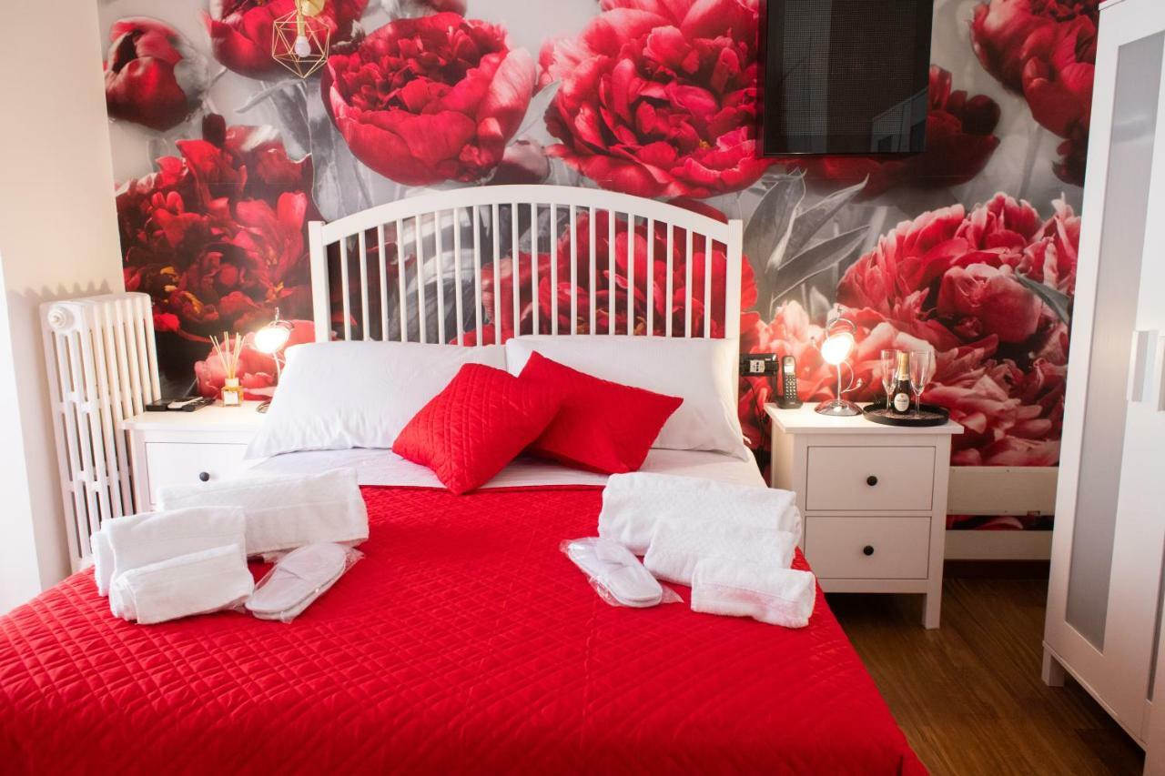 Bed Boutique Napoli Colors Hotel Exterior photo